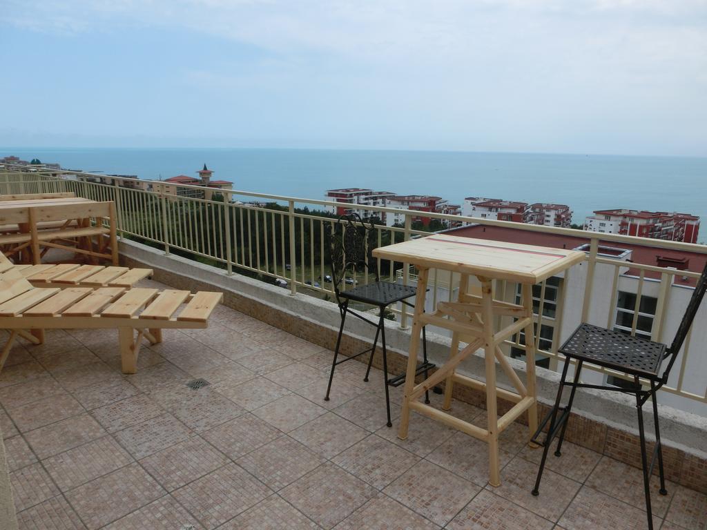 Panoramic Sea View Apartment Crown, Pools And Beach, Sveti Vlas Eksteriør billede